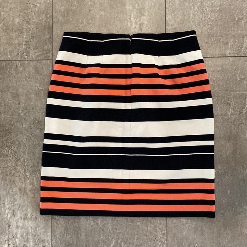 Ann Taylor Skirt - Picture 2 of 4
